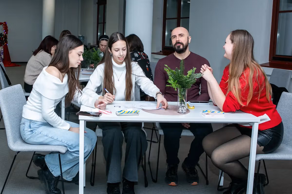 Online school & English Speaking Club